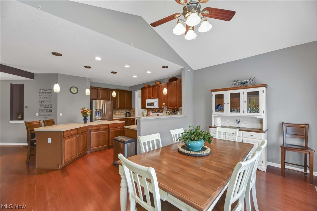 5408 Otten Road North Ridgeville, OH 44039 - Photo 11 of 33 Morning room/kitchen