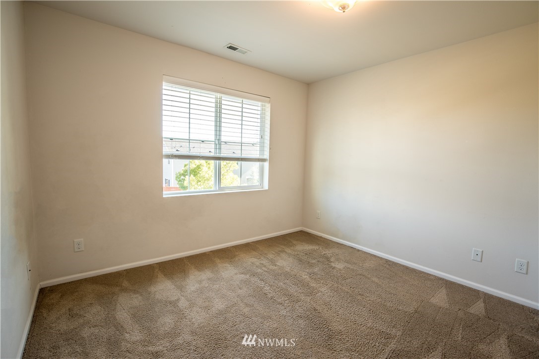 3529 185th Place Southeast Bothell, WA 98012 - Photo 8 of 16
