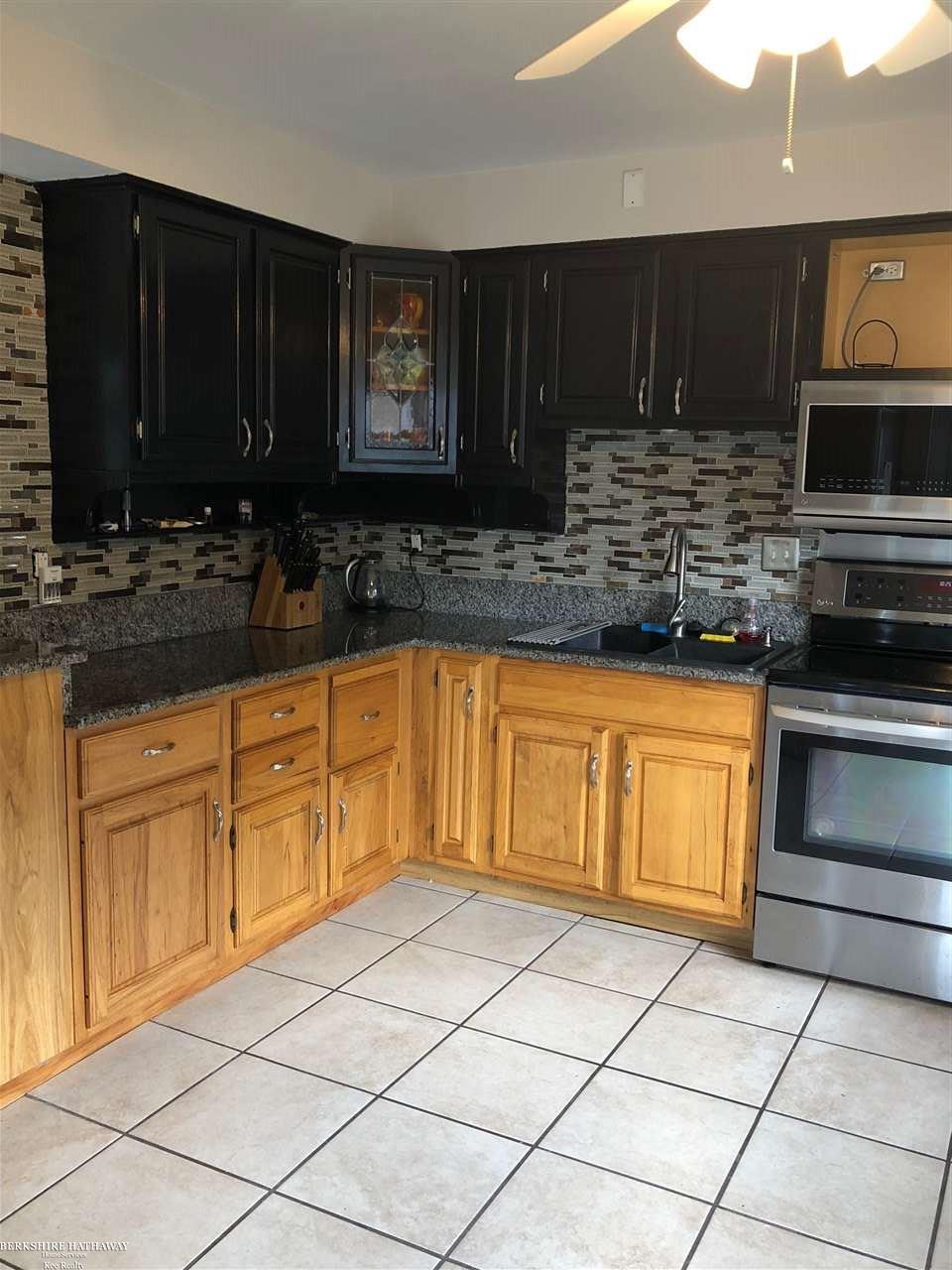 47690 Shelby Road Utica, MI 48317 - Photo 7 of 30 31355866-6.JPG