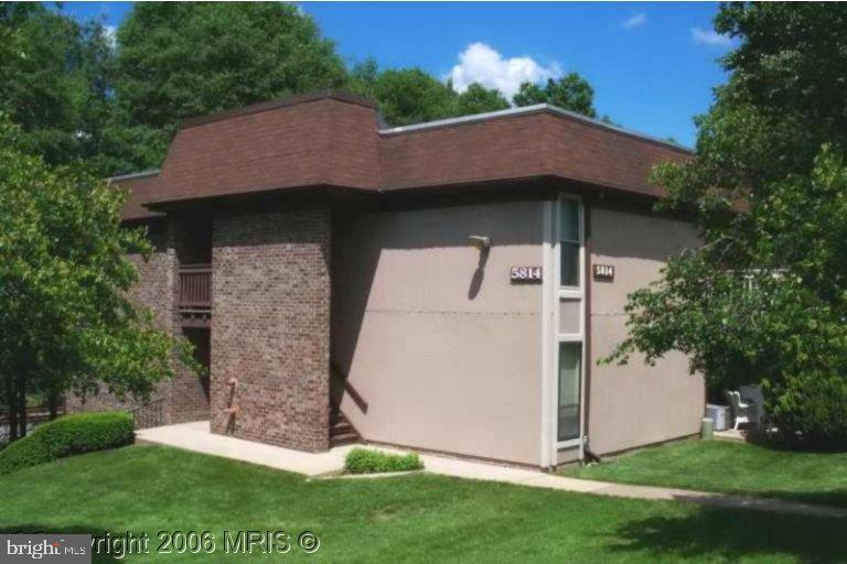 5814 Royal Ridge Drive, Unit M Springfield, VA 22152 - Photo 1 of 14 front
