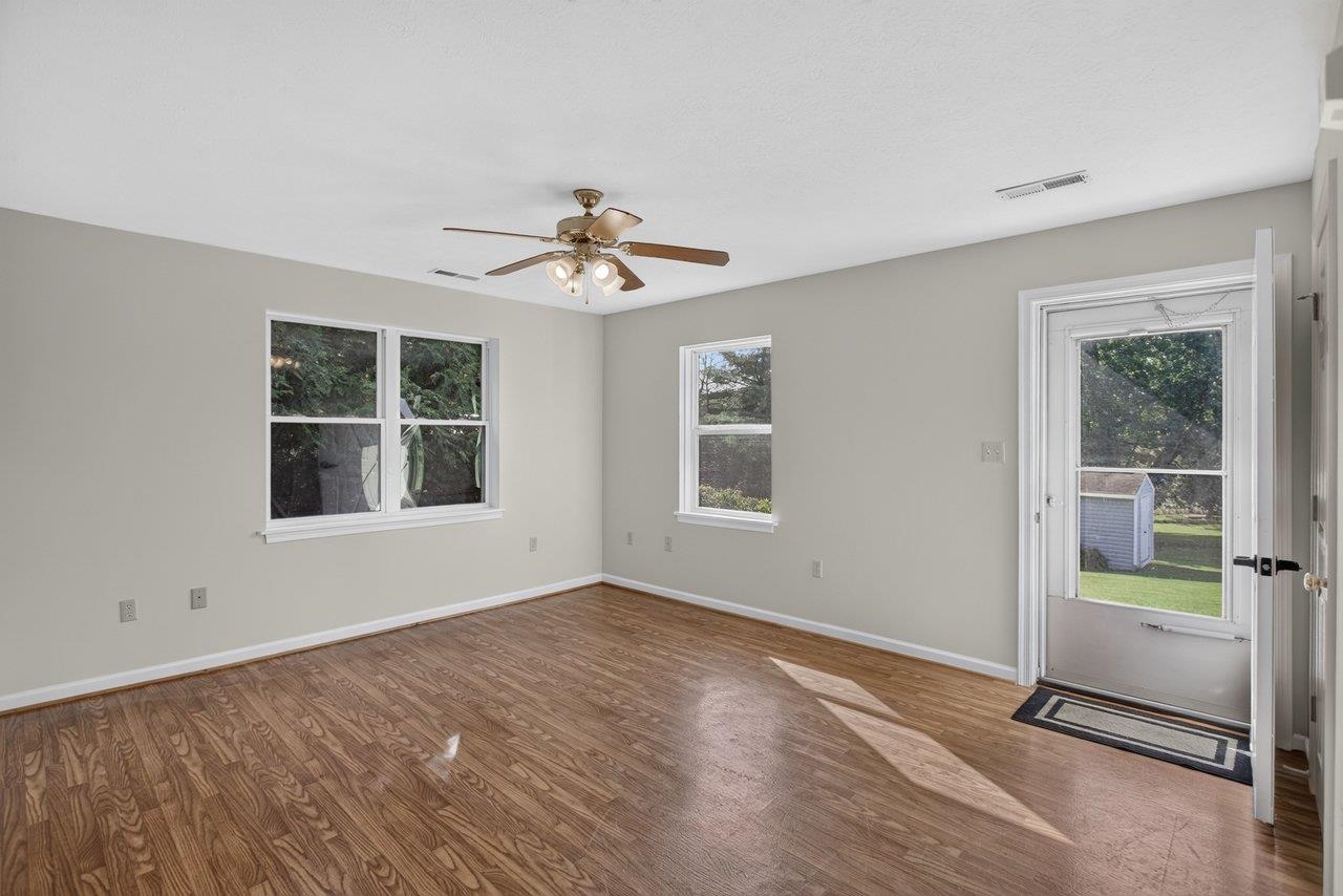 2486 Grace Chapel Road Harrisonburg, VA 22801 - Photo 5 of 40