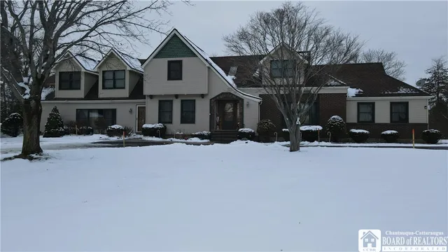 $549,900 | 3628 Straight Road, Pomfret, NY 14063