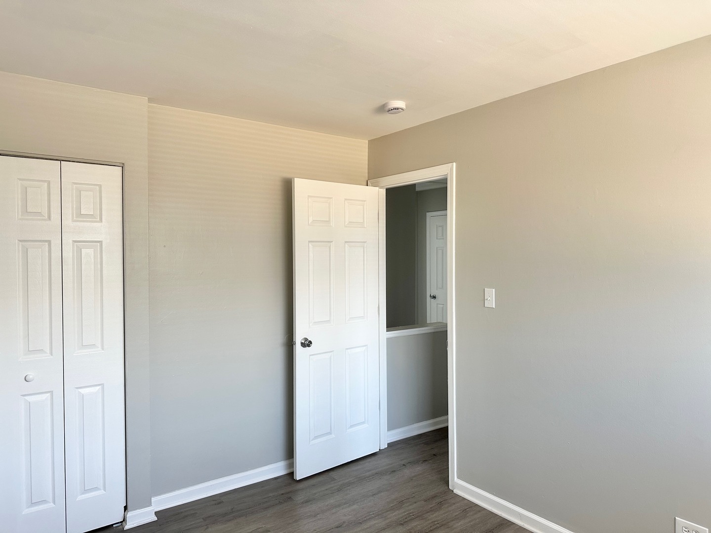 1721 East Roosevelt Road, Unit 2 Wheaton, IL 60187 - Photo 18 of 20 Gallery Image 18