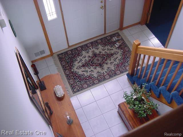 1016 River Mist Drive Rochester, MI 48307 - Photo 17 of 25 Foyer
