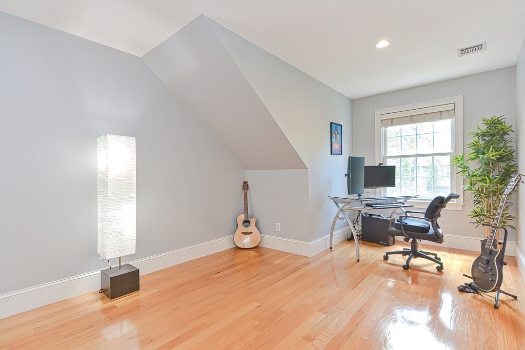 10 Lupine Road, Unit 10 Natick, MA 01760 - Photo 22 of 33 Gallery Image 22