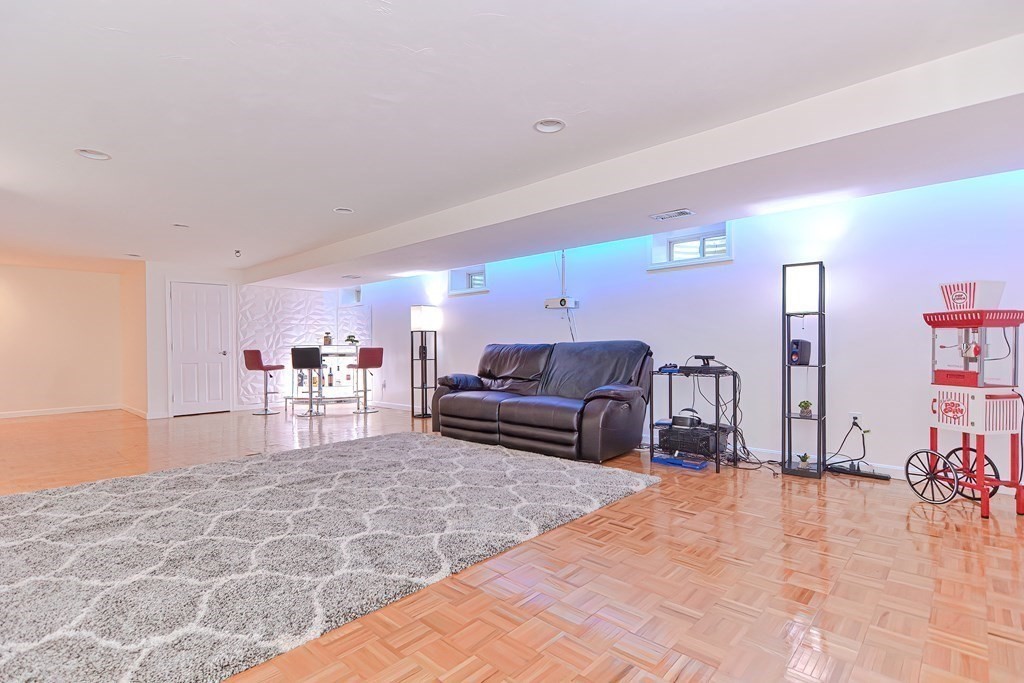 10 Lupine Road, Unit 10 Natick, MA 01760 - Photo 25 of 33 Gallery Image 25