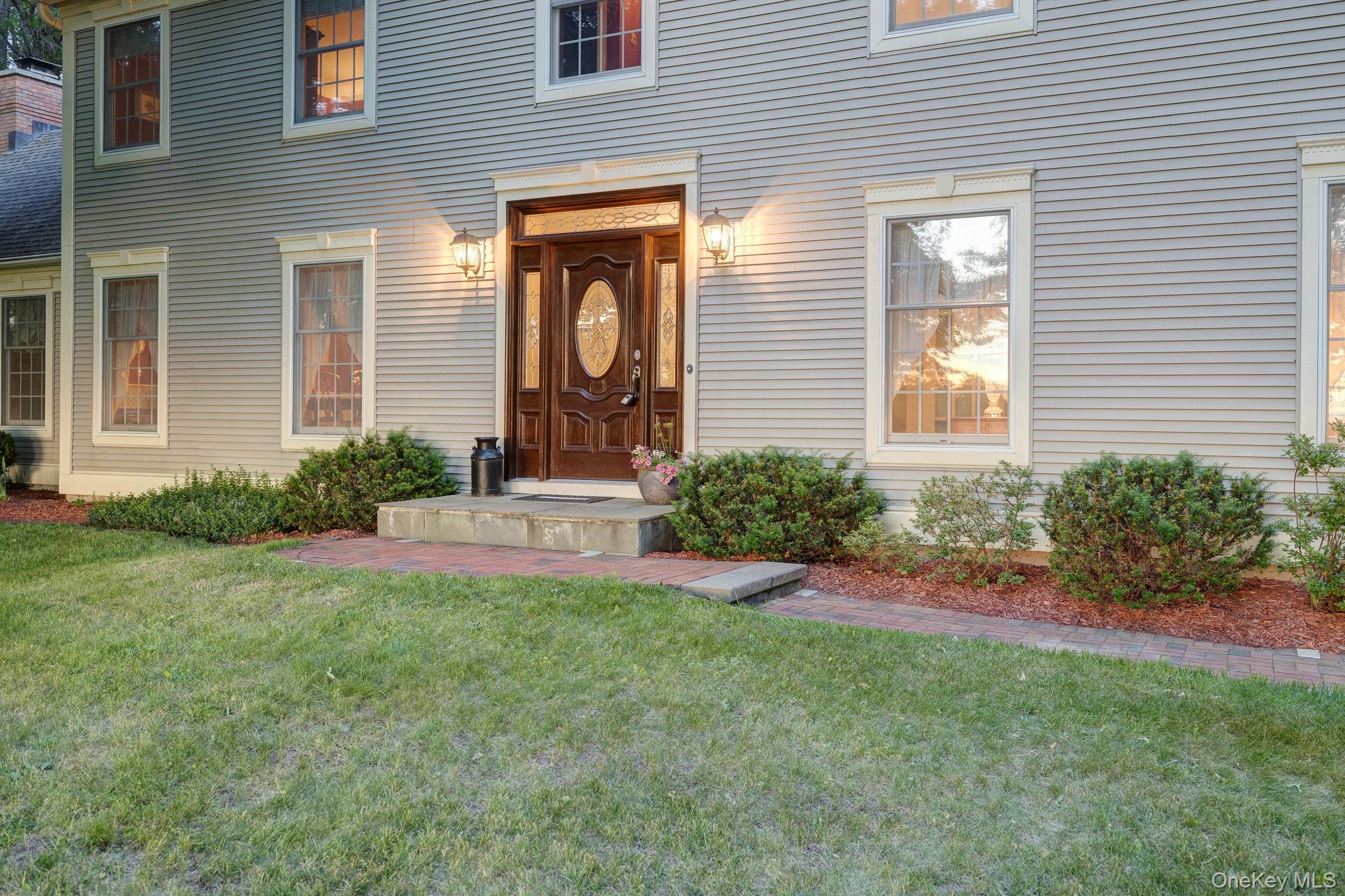 107 Moffat Road Washingtonville, NY 10992 - Photo 2 of 44