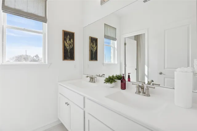 $471,802 | 500 Cane Crossing Lake Drive, Sealy, TX 77474