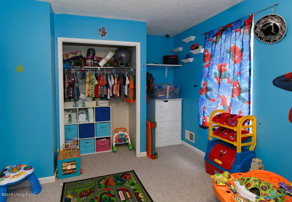 9706 Ranger Road Louisville, KY 40229 - Photo 11 of 17 11