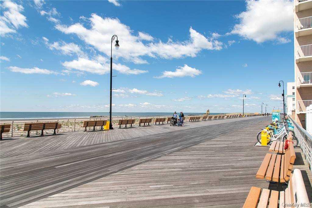 522 Shore Road, Unit 4A Long Beach, NY 11561 - Photo 30 of 32 a view of a terrace