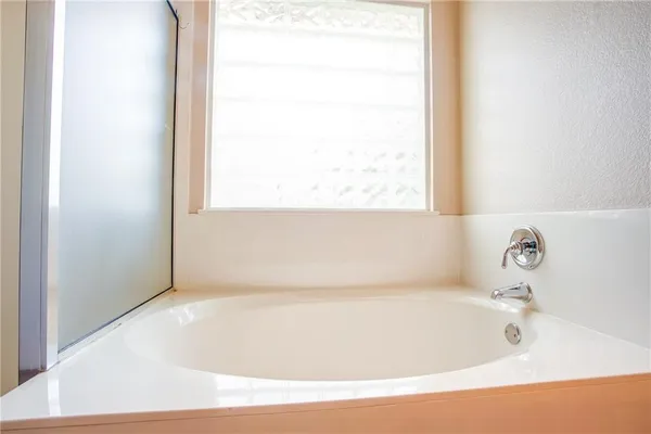 $2,100 | 807 Truman Lane, Cedar Park, TX 78613