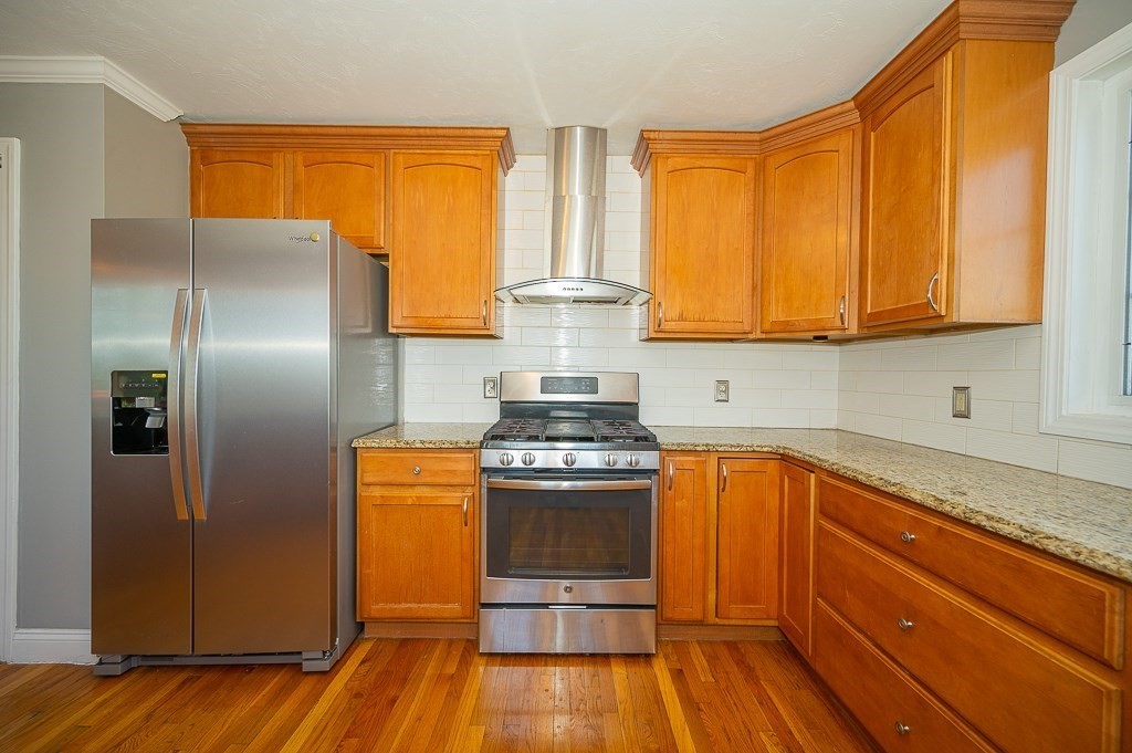 203 Norfolk Street Worcester, MA 01604 - Photo 13 of 38