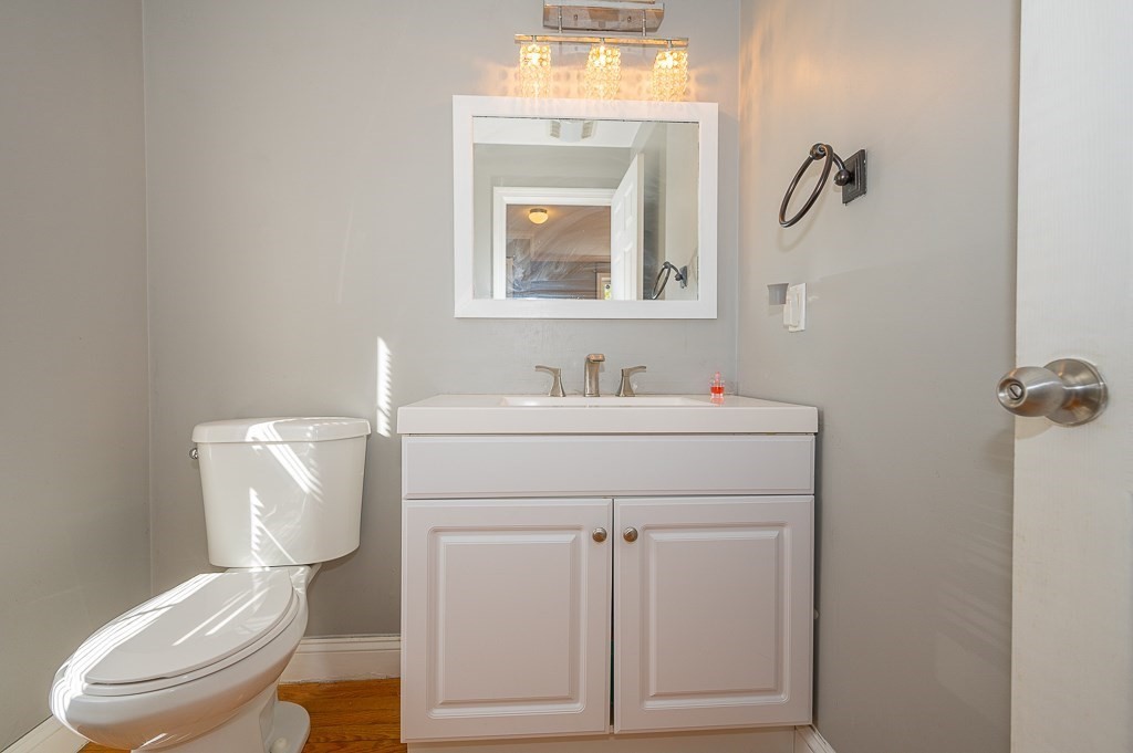 203 Norfolk Street Worcester, MA 01604 - Photo 20 of 38