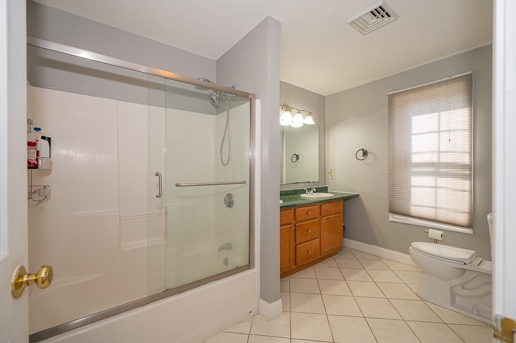 203 Norfolk Street Worcester, MA 01604 - Photo 26 of 38