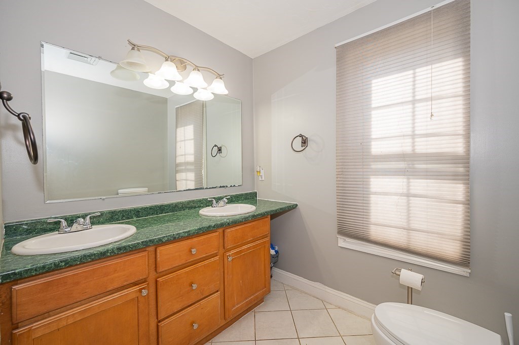 203 Norfolk Street Worcester, MA 01604 - Photo 27 of 38