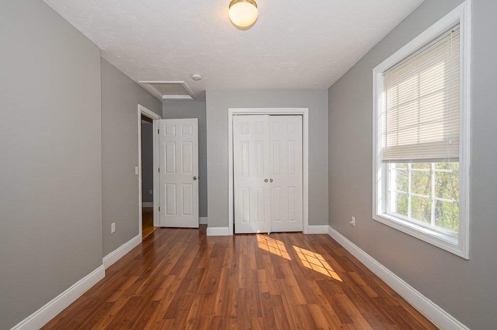 203 Norfolk Street Worcester, MA 01604 - Photo 31 of 38