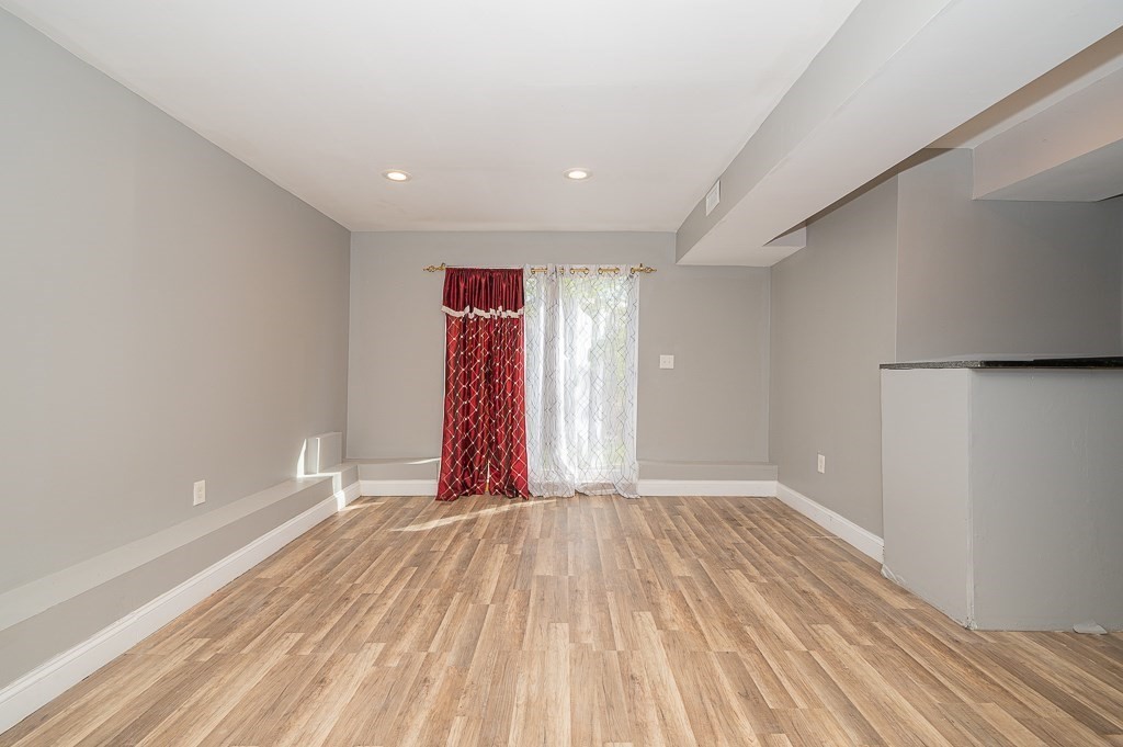 203 Norfolk Street Worcester, MA 01604 - Photo 35 of 38