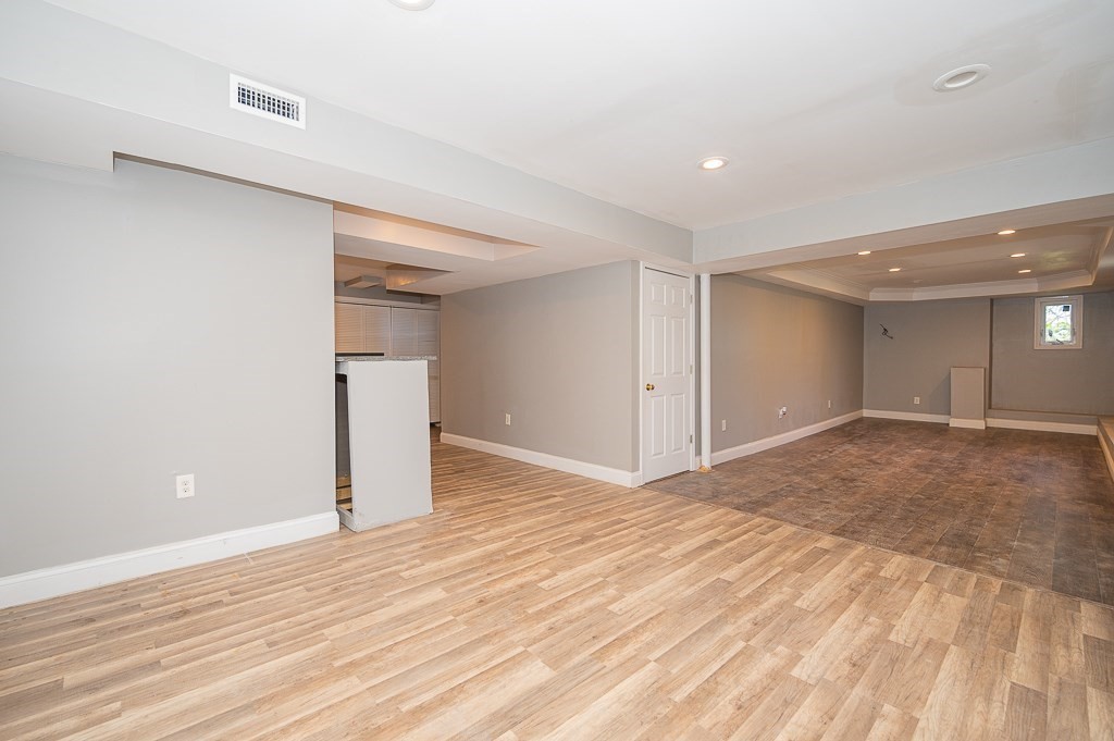203 Norfolk Street Worcester, MA 01604 - Photo 36 of 38
