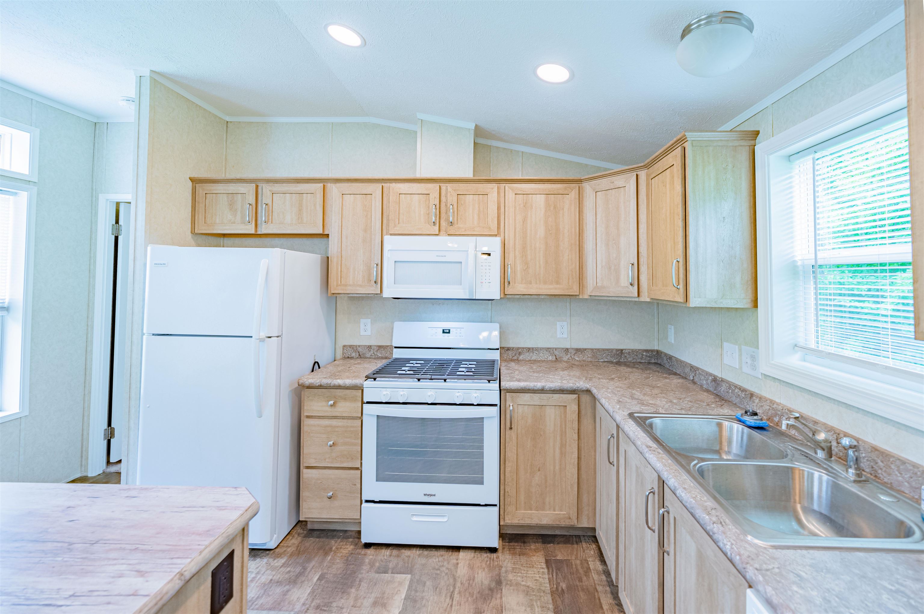 33 Turner Hill Road Berlin, VT 05602 - Photo 7 of 16