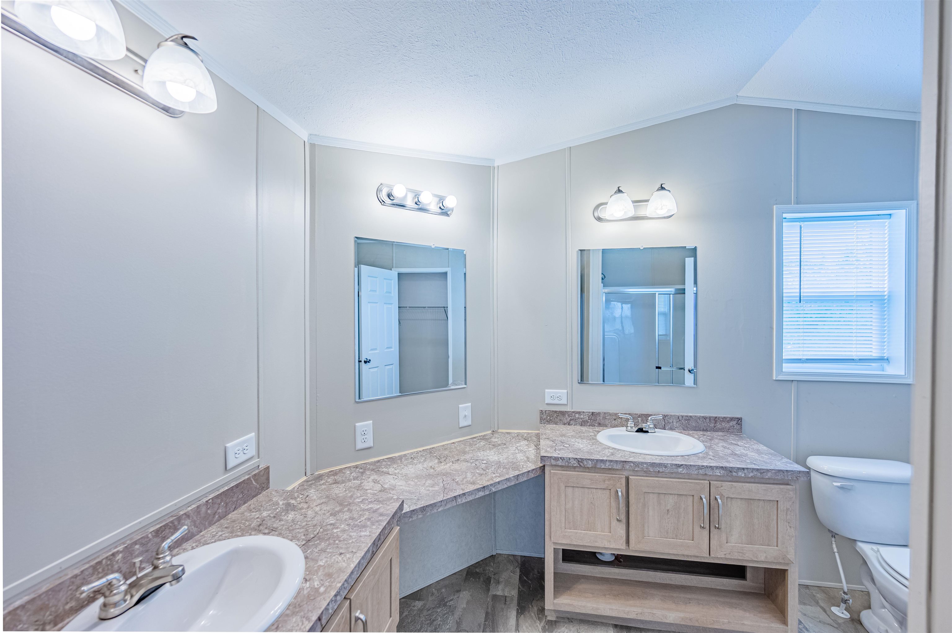 33 Turner Hill Road Berlin, VT 05602 - Photo 10 of 16