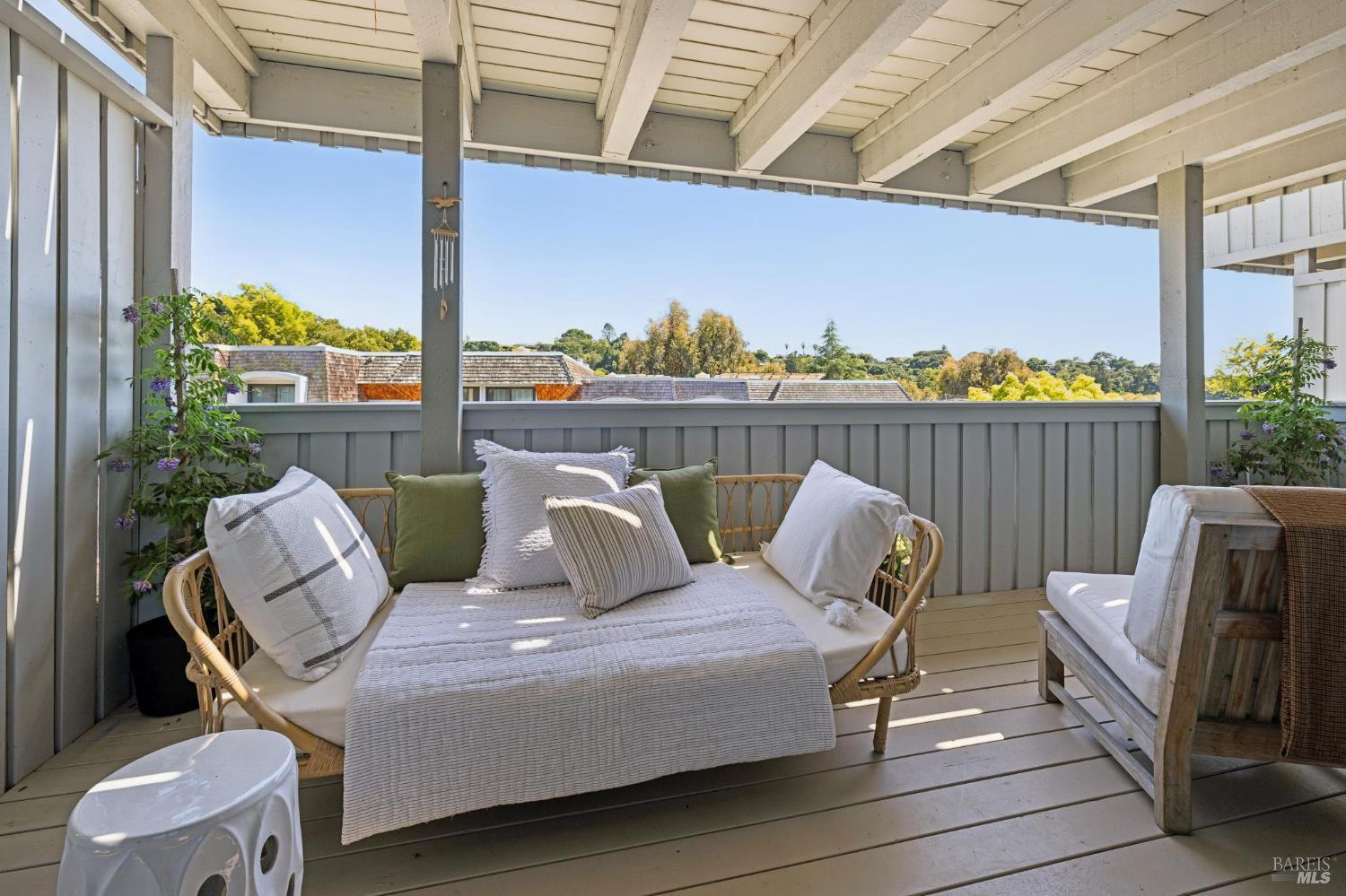 9 Greenside Way San Rafael, CA 94901 - Photo 23 of 29