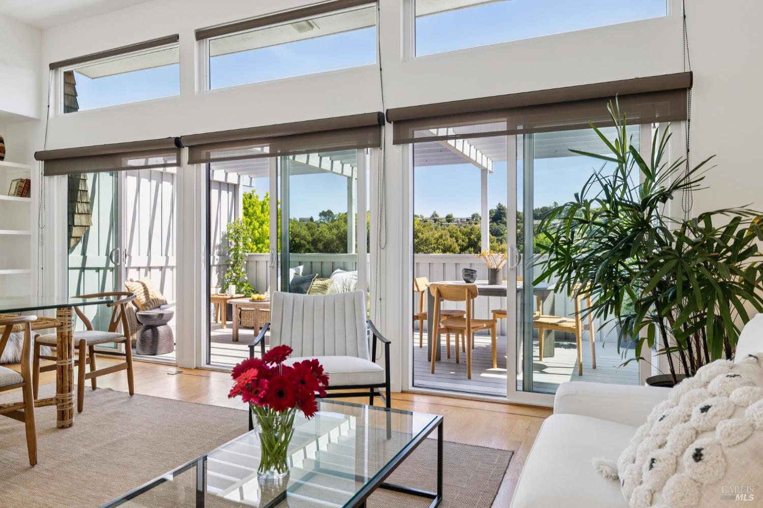 9 Greenside Way San Rafael, CA 94901 - Photo 7 of 29