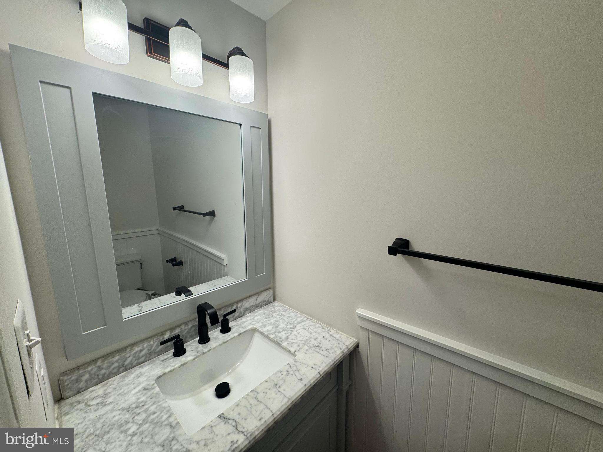 14024 Adolphus Drive Centreville, VA 20121 - Photo 11 of 11