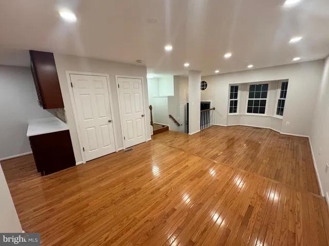 $2,999 | 14024 Adolphus Drive, Centreville, VA 20121