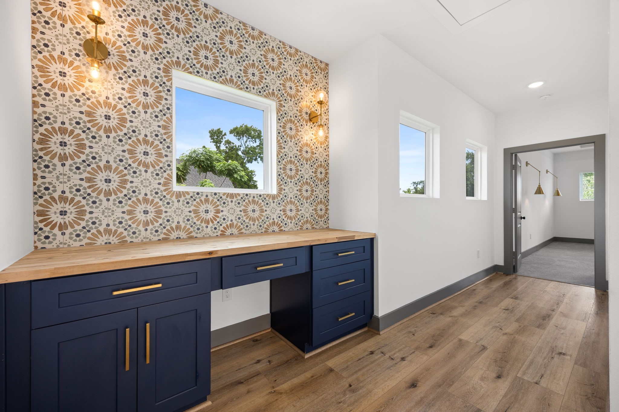 731 East 40th Street Houston, TX 77022 - Photo 16 of 28