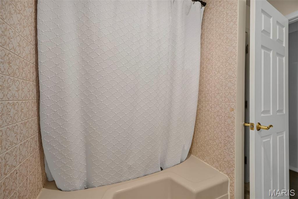 8861 Gilmore Lake Road Columbia, IL 62236 - Photo 32 of 82 Gallery Image 32