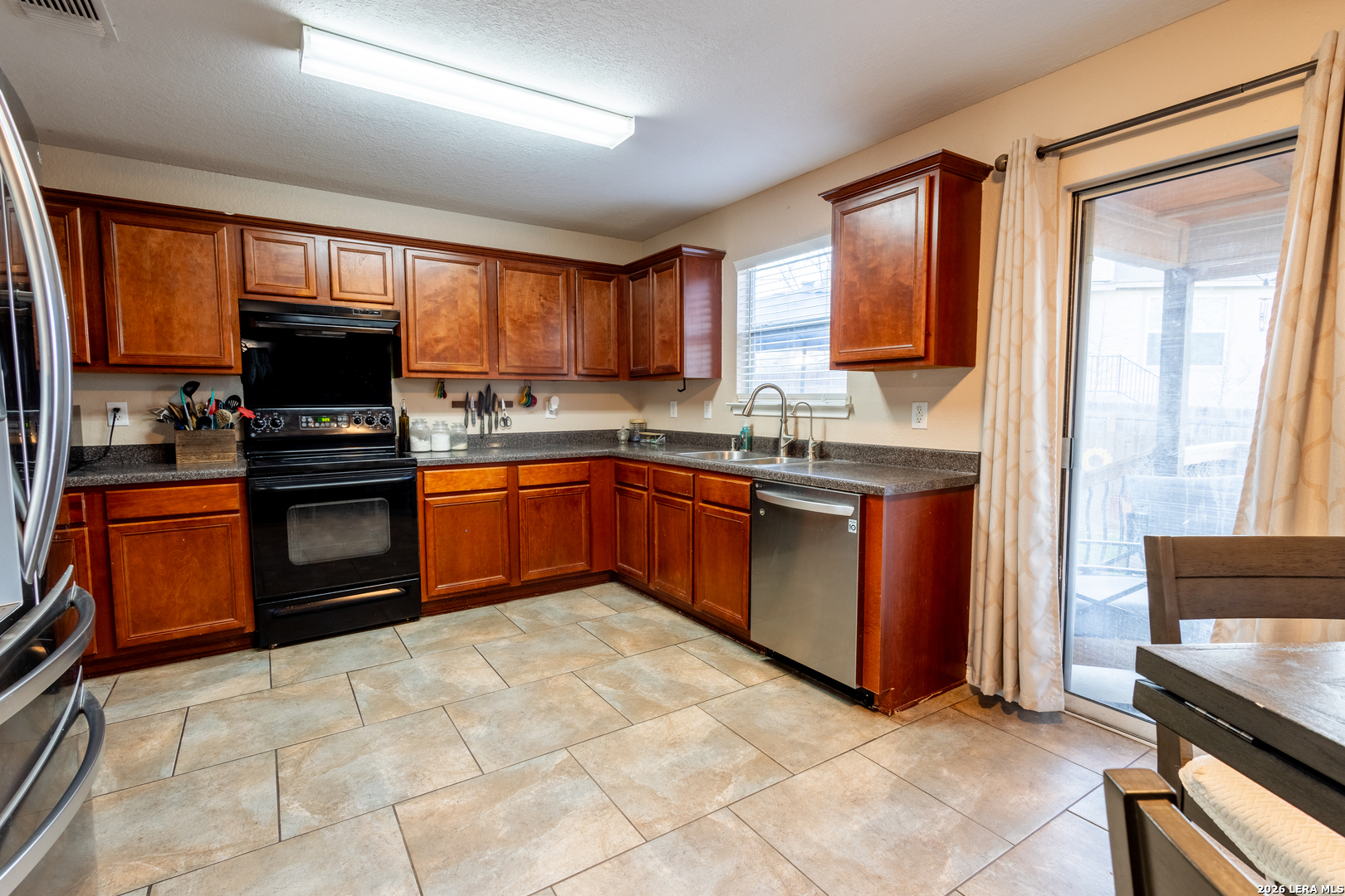 6119 Spotters Ridge San Antonio, TX 78233 - Photo 6 of 30