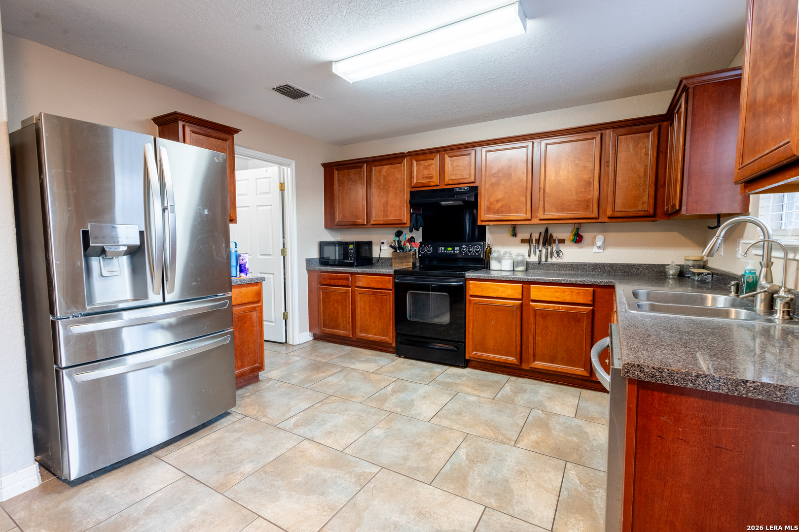 6119 Spotters Ridge San Antonio, TX 78233 - Photo 8 of 30