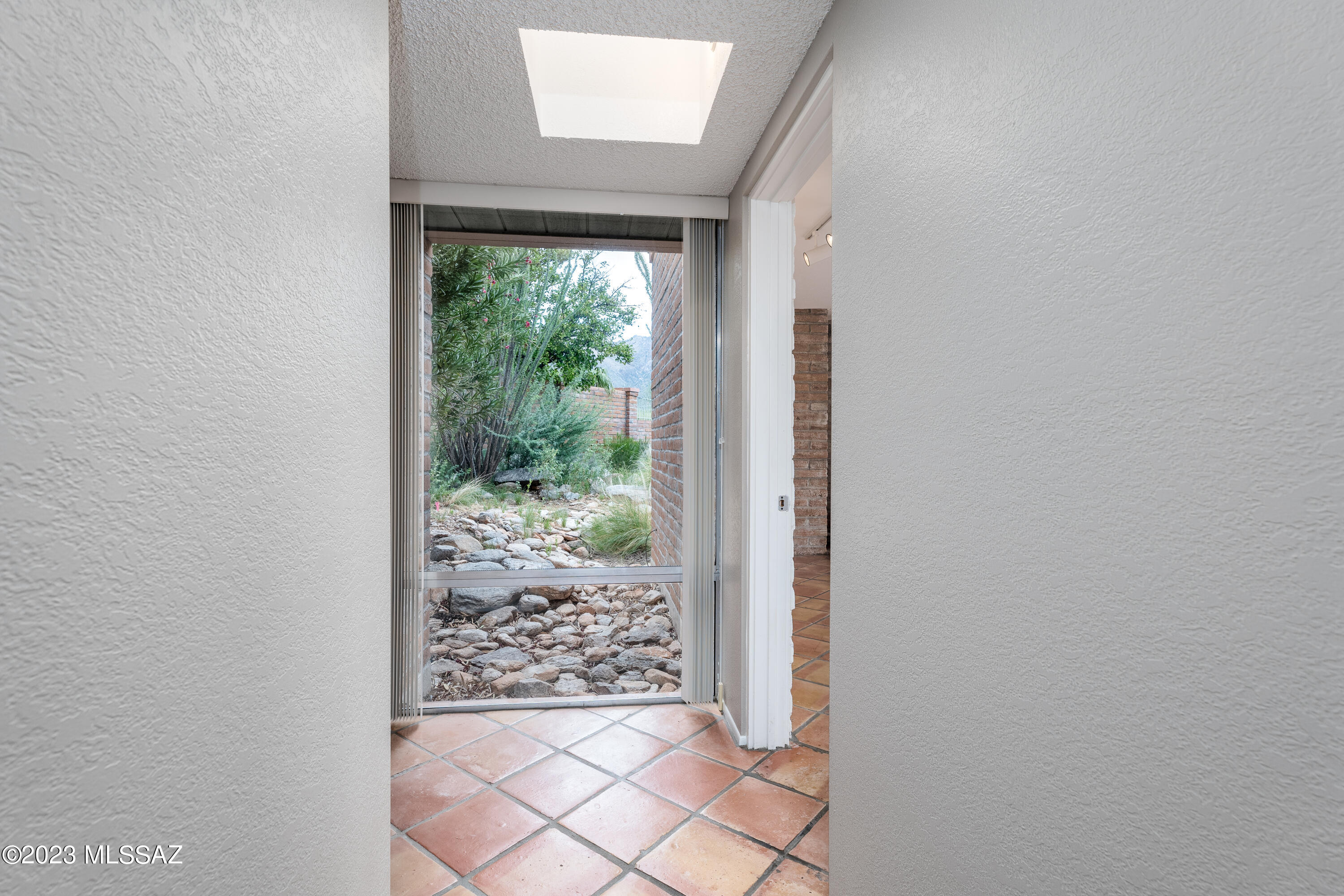 6942 North Table Mountain Road Tucson, AZ 85718 - Photo 22 of 43
