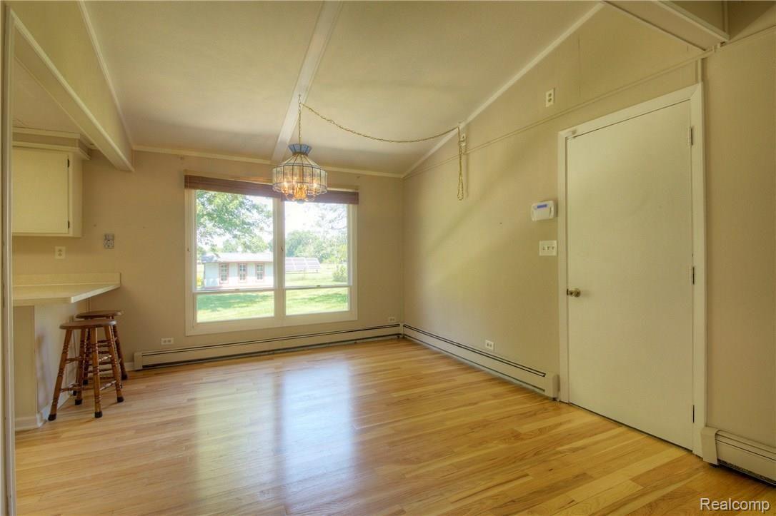 47046 Maben Road Canton, MI 48187 - Photo 9 of 32 8 DR.jpg