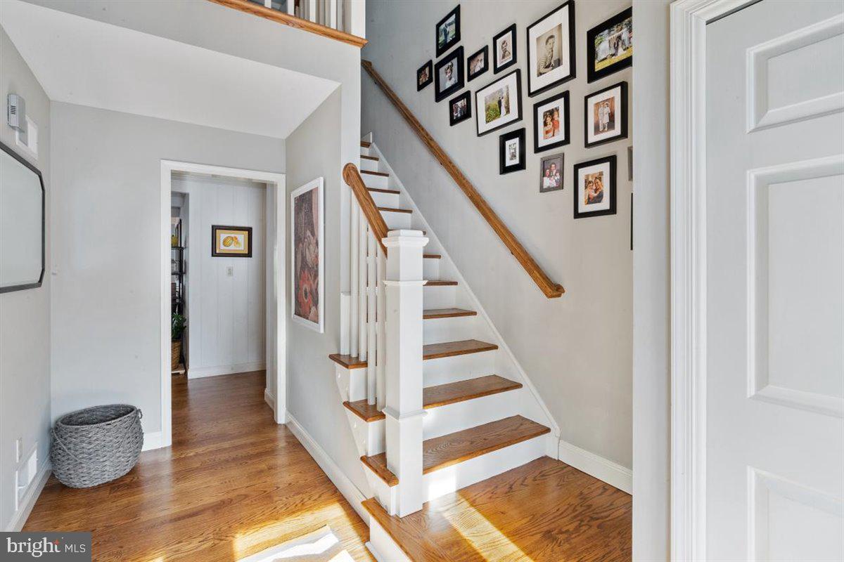 1961 Nottingham Road Allentown, PA 18103 - Photo 2 of 28 Gallery Image 2