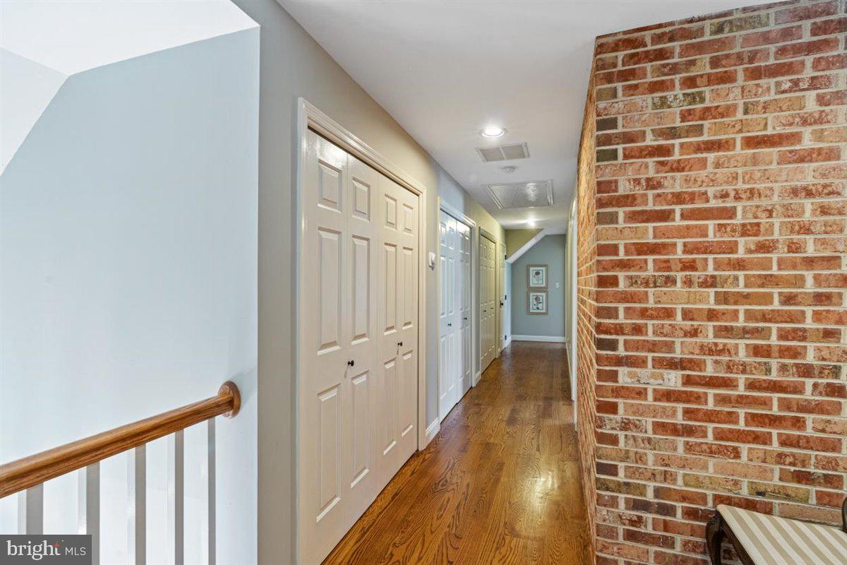1961 Nottingham Road Allentown, PA 18103 - Photo 17 of 28 Gallery Image 17
