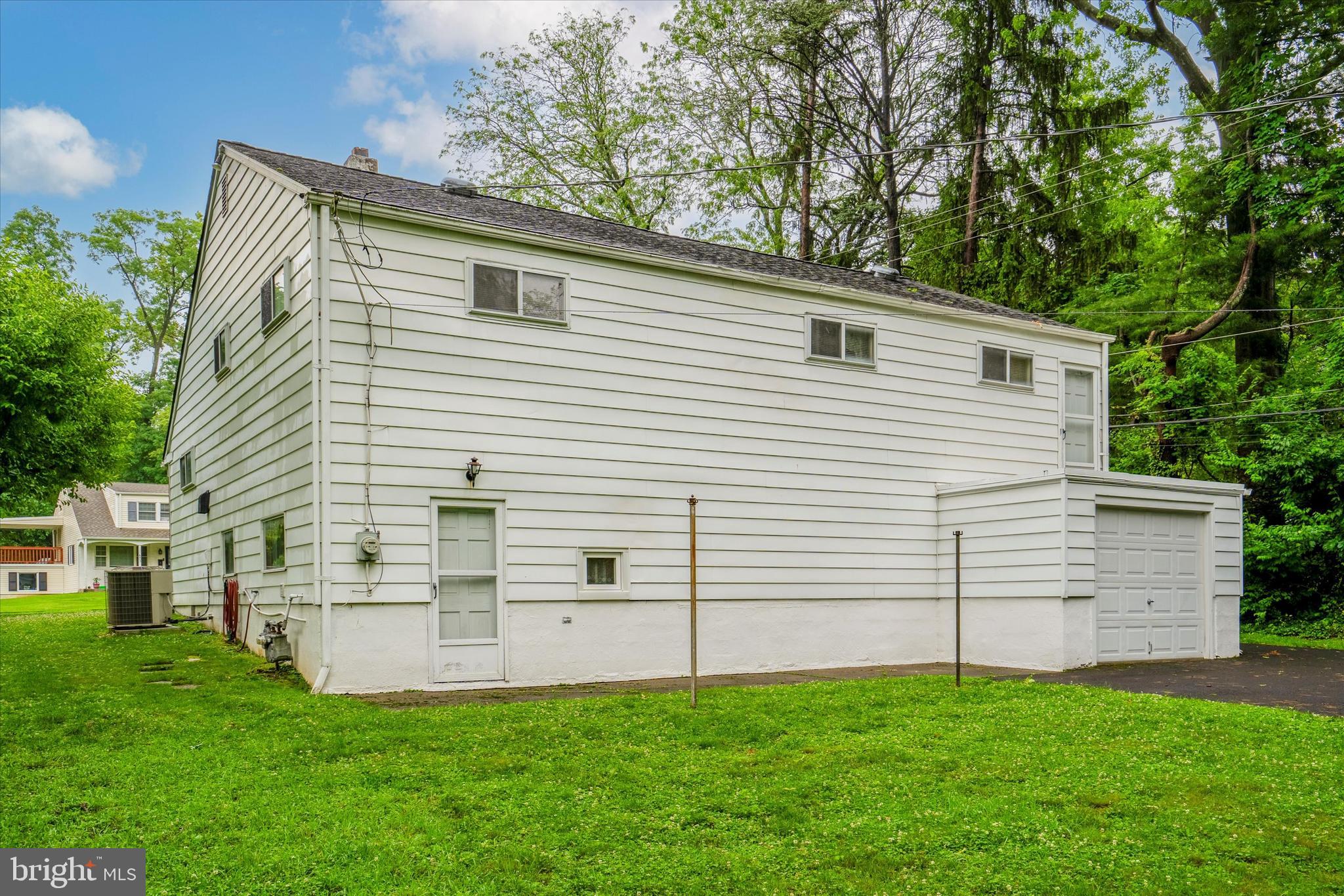 204 Atwood Road Glenside, PA 19038 - Photo 33 of 35 Back Exterior