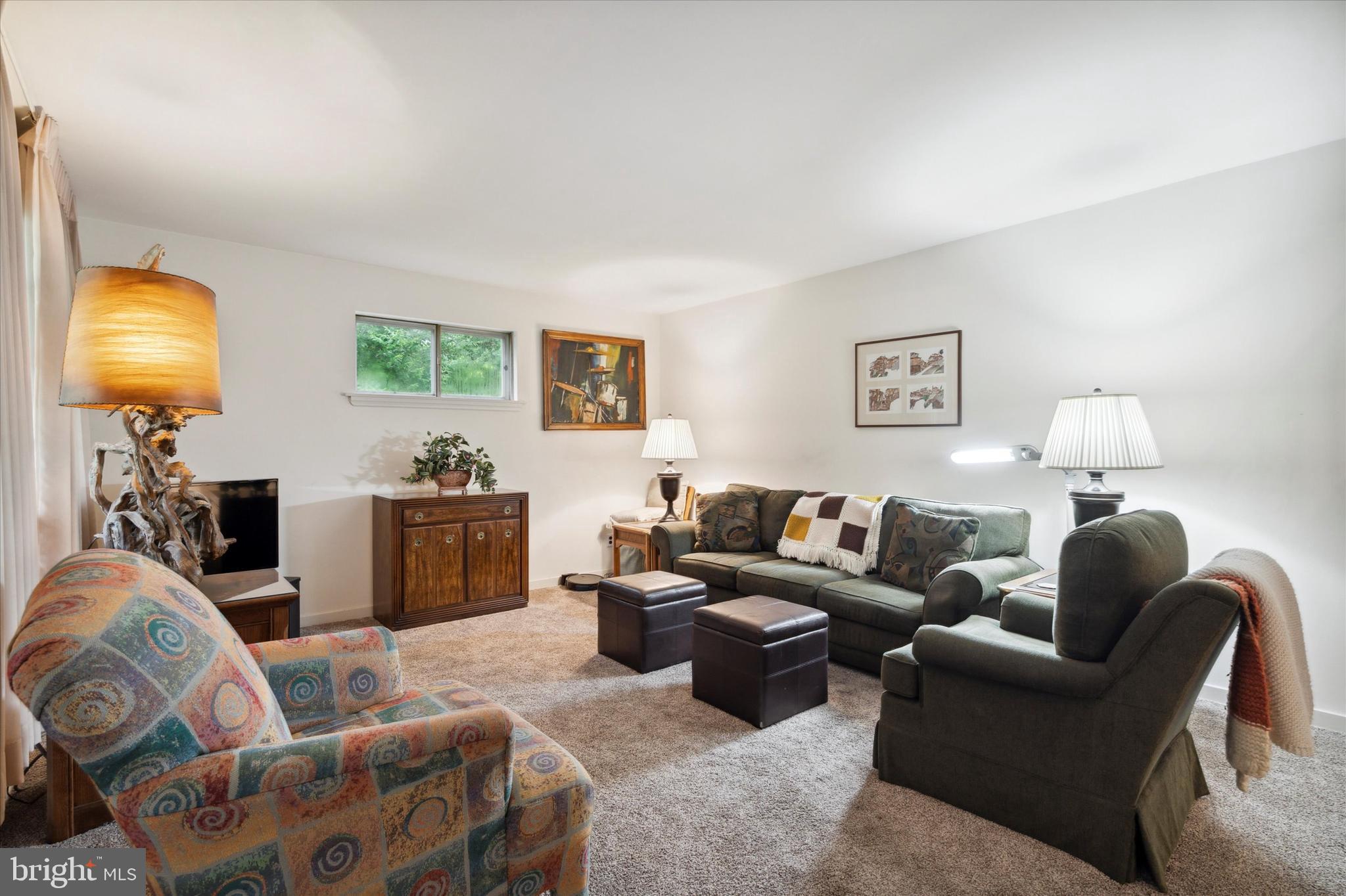 204 Atwood Road Glenside, PA 19038 - Photo 5 of 35 Living Room
