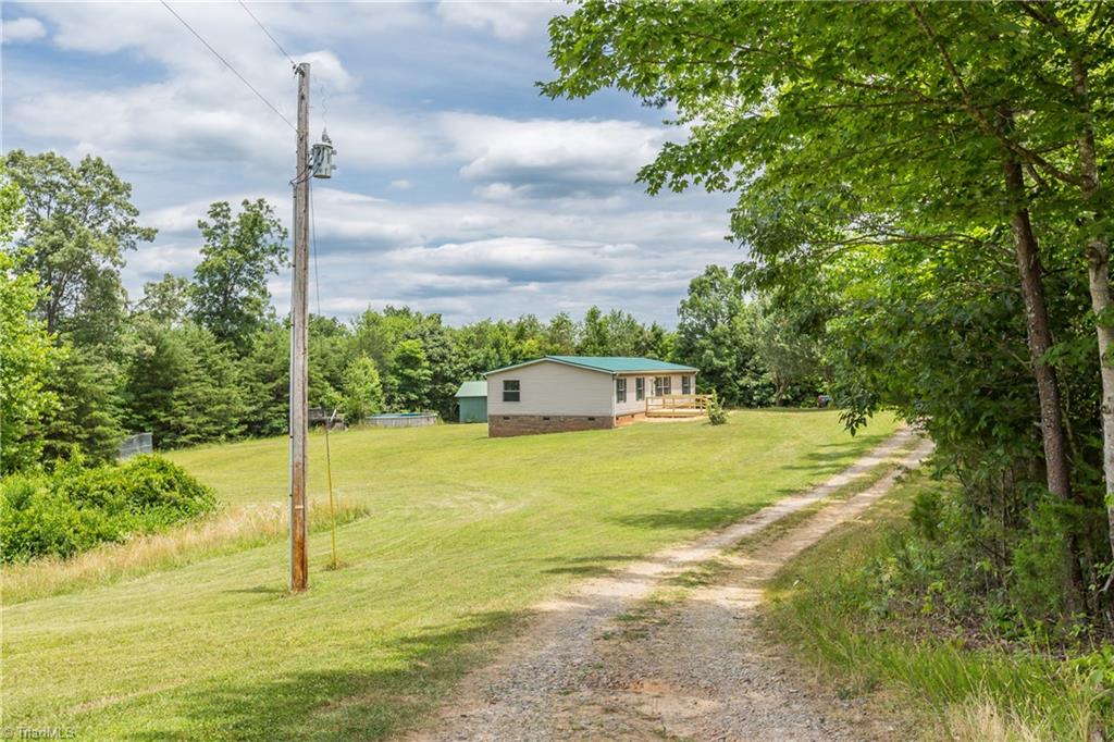 2515 Smith Road Stoneville, NC 27048 - Photo 3 of 37 Gallery Image 3