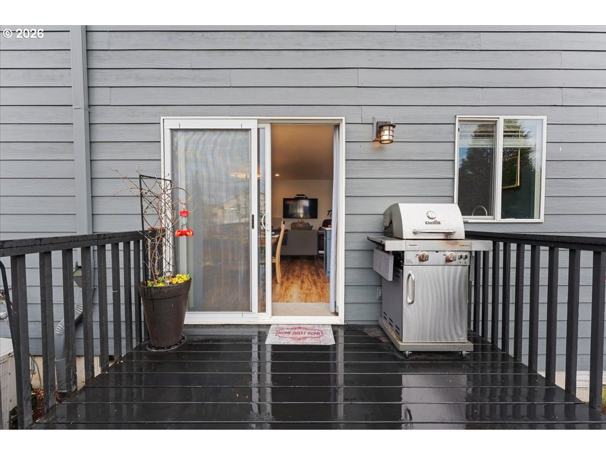 21123 Osburn Loop Fairview, OR 97024 - Photo 41 of 48 a view of entryway and hall with wooden floor