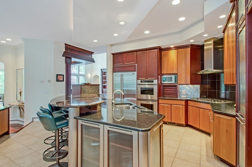 139 Ashford Road Longmeadow, MA 01106 - Photo 13 of 30