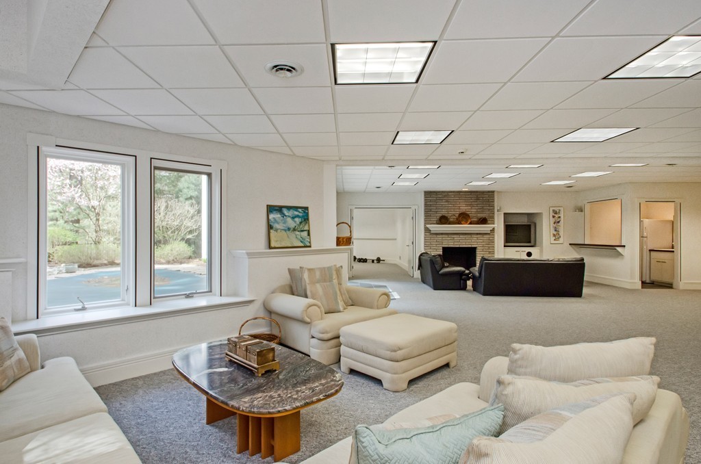 139 Ashford Road Longmeadow, MA 01106 - Photo 27 of 30