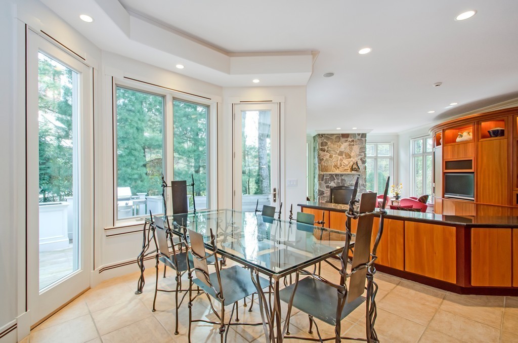 139 Ashford Road Longmeadow, MA 01106 - Photo 9 of 30
