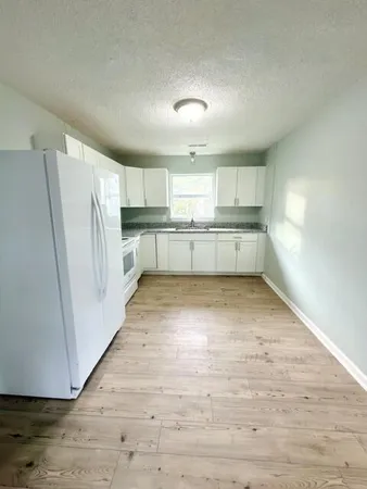 $1,800 | 715 Parkview Drive, Chattanooga, TN 37411