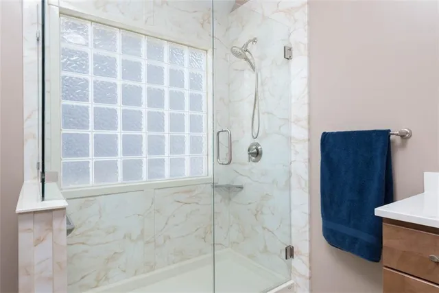 $550,000 | 5105 157th Street, Overland Park, KS 66224