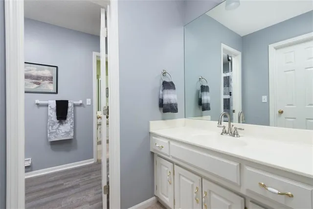 $550,000 | 5105 157th Street, Overland Park, KS 66224