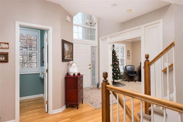 $550,000 | 5105 157th Street, Overland Park, KS 66224