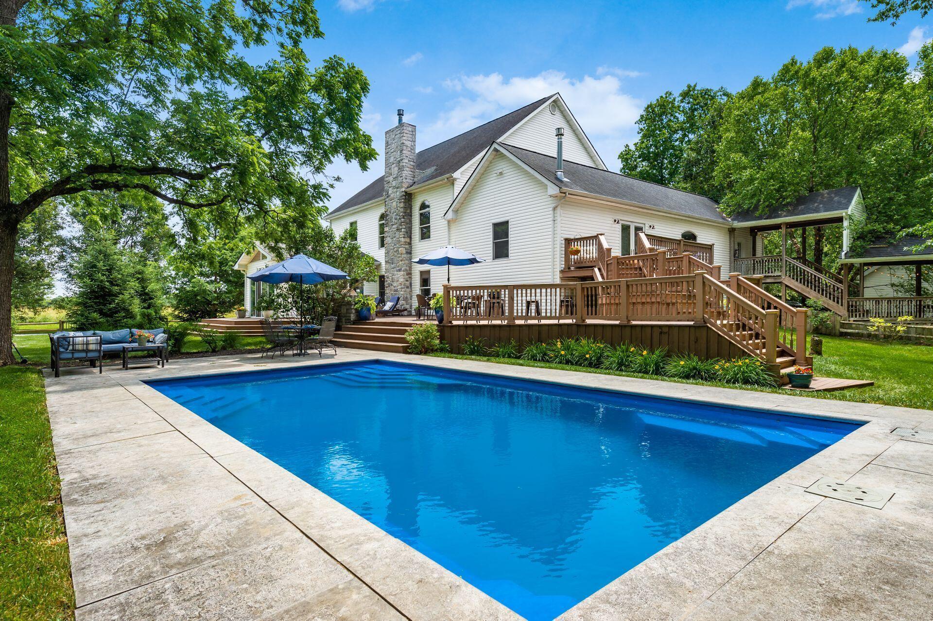 4720 Refugee Road Baltimore, OH 43105 - Photo 58 of 74 Pool