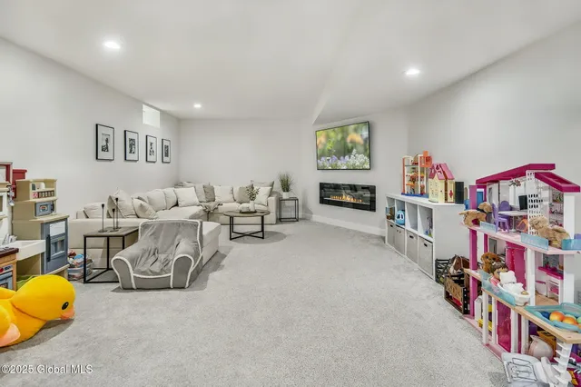 $5,000 | 20 Heather Ridge Road, Brunswick, NY 12180