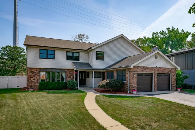 $799,900 | 505 Atwood Court, Elmhurst, IL 60126